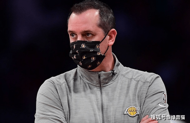 包含埃因霍温发布备战花絮，国际比赛日伤情更新，NBA季后赛任务艰巨，赛季目标并未改变的词条